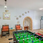 In Nyaraló Pinezići