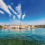 In Дом отдыха *